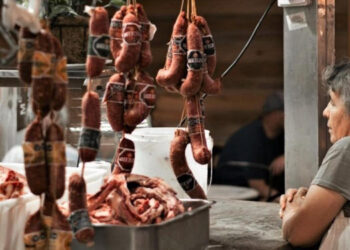 Las ventas minoristas de pequeños y medianos comercios experimentaron en junio bajas de 0,5% interanual y 6.7 % interanual