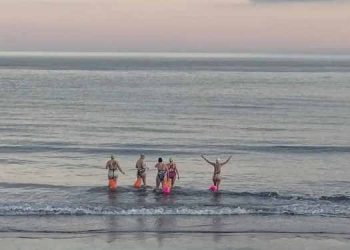 Actividad nocturna en Parador La Escuela