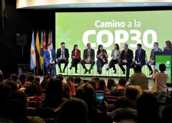 Funcionarios de la comuna dorreguense participaron de un encuentro internacional sobre la cuestión ambiental