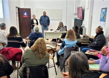 Taller de Ingles para adultos mayores de la UPSO
