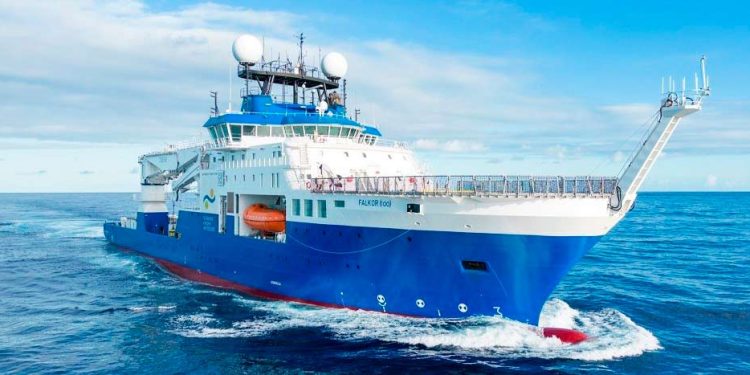 expedición en aguas profundas CONICET