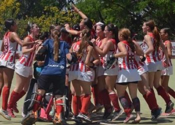 Atlético Monte Hermoso campeón sub 16 hockey en Tucumán
