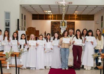 Primeras comuniones en Stella Maris de Monte Hermoso