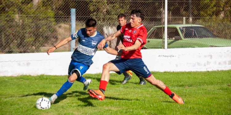 Victoria de Suteryh frente a Independiente en el partido de ida por los cuartos de final