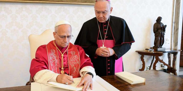 papa León XIV primera exhortación apostólica