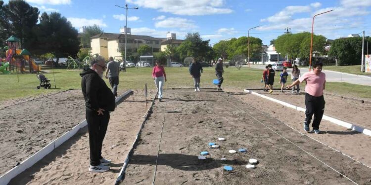 Canchas de tejo en Barrio FONAVI
