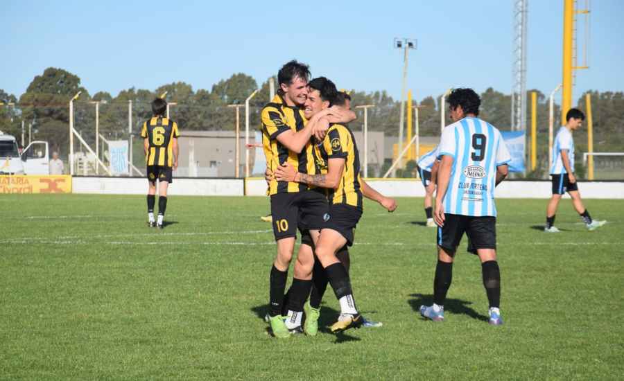 Ferroviario vs Porteño