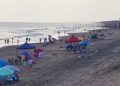 Gazebos en la playa de Monte Hermoso