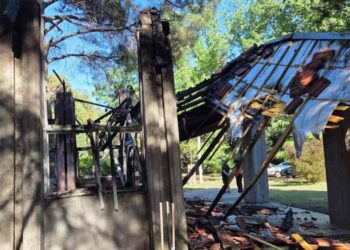 Incendio en la capilla de Pehuen Co