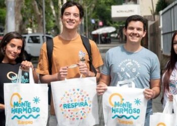 El secretario de Turismo dio fin a la primera fase de su gira promocional de Monte Hermoso y se apresta a emprender la segunda etapa