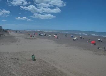 La playa en vivo desde tres sectores de la costa de Monte Hermoso