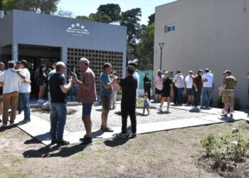 Inauguración de la oficina de informes en Sauce Grande