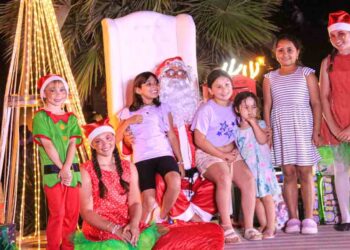 Papá Noel en la casa de la Cultura de Monte Hermoso