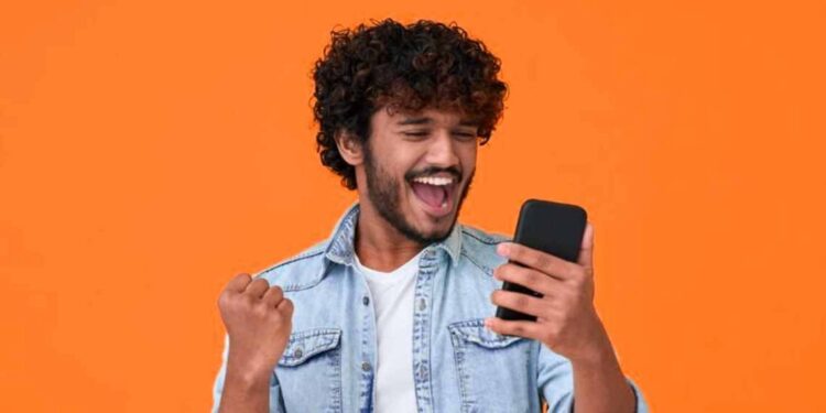 Apuestas deportivas y dinámica en vivo: cómo funcionan las plataformas que concentran el interés del público peruano La oferta de apuestas deportivas en línea continúa creciendo en Perú, impulsada por portales que combinan programación previa, eventos en vivo y una amplia gama de mercados para diferentes disciplinas. Las secciones “Sport” y “Live” —como las que presentan sitios especializados de alcance nacional— muestran la evolución del juego online y la forma en que los usuarios interactúan con el deporte a través de la tecnología.