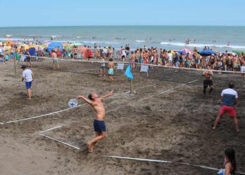 Beach tenis en Monte Hermoso
