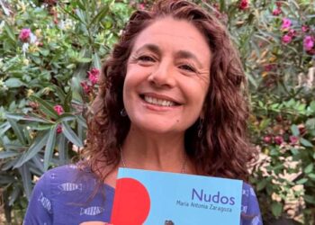 Nudos libro de María Antonia Zaragoza