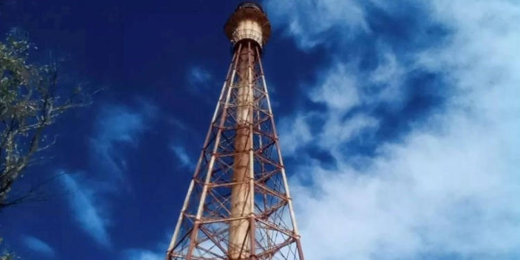 Invitan a un abrazo simbólico al Faro Recalada para reclamar por acciones urgentes que detengan su evidente deterioro