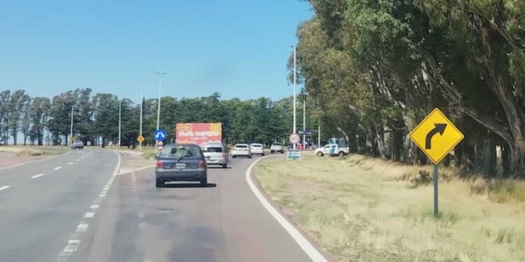 Ingreso a la ruta 78 hacia Monte Hermoso lunes 16 de febrero