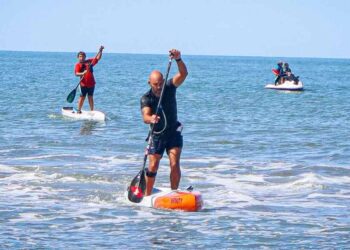 Primera fecha del sup race en Monte Hermoso