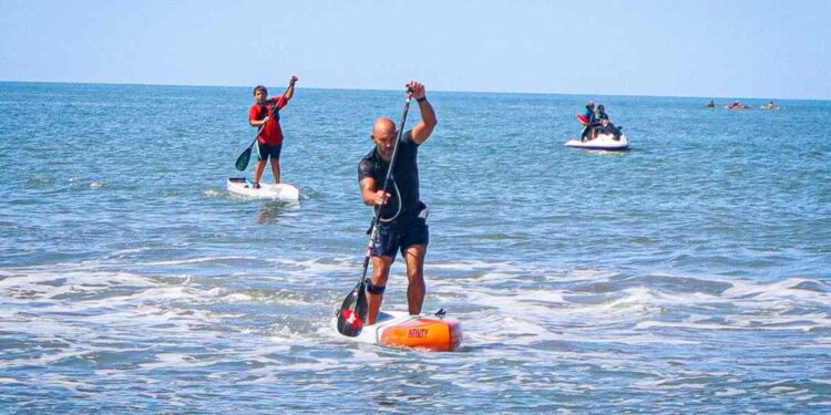 Primera fecha del sup race en Monte Hermoso
