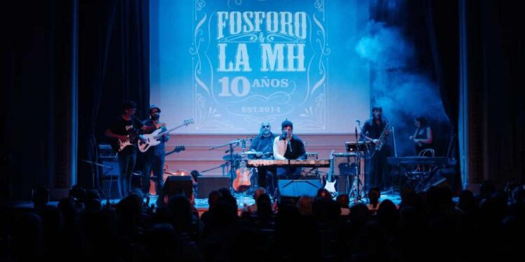 Fósforo y la MN en el auditorio Caronti de la Biblioteca Rivadavia