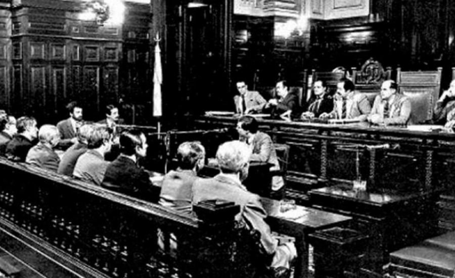Juicio a las juntas