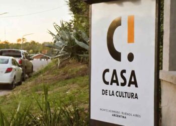 Entrada a la Casa de la Cultura Monte Hermoso