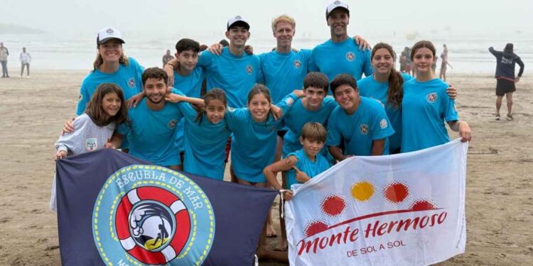 Escuela de Mar Monte Hermoso en competencia nacional
