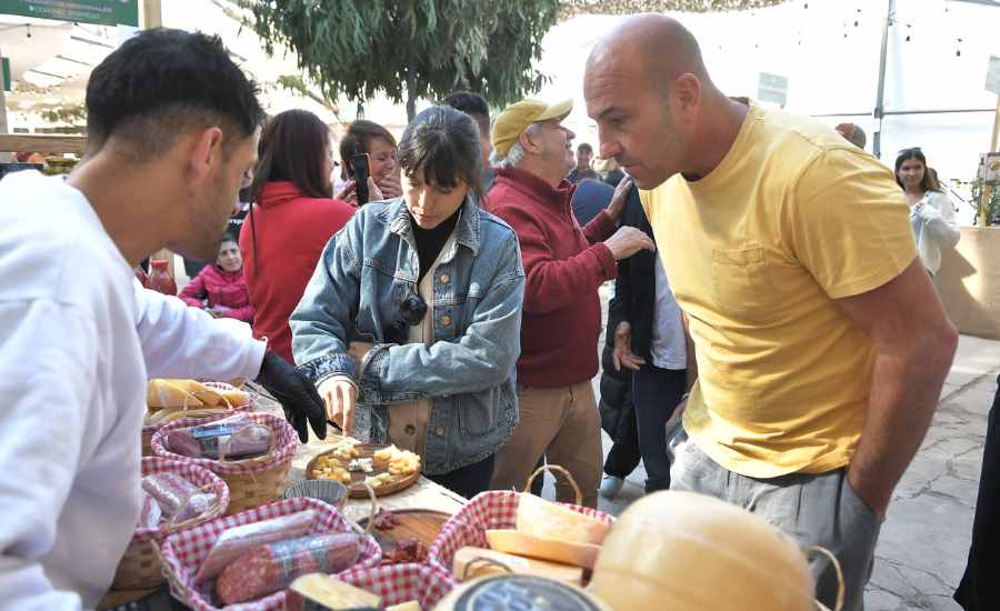 Felicitas Pizarro y Martiniano Molina en Monte Sabores Felicitas Pizarro y Martiniano Molina en Monte Sabores