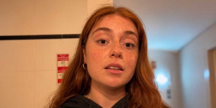 Ctalina Turienzo envía mensaje desde Portugal
