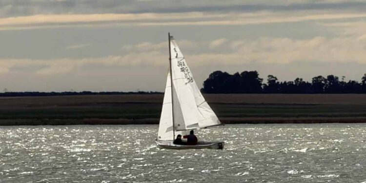 Regata clase Pampero en Laguna Sauce Grande