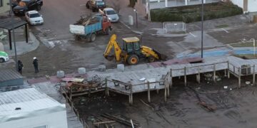 Tareas de limpieza y reconstrucción tras el temporal en Monte Hermoso