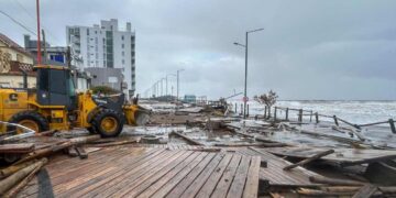 Trabajos en la costanera tras el temporal
