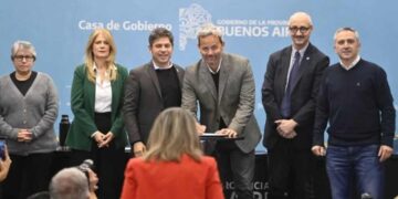 Arranz firma adhesión de Monte Hermoso al programa MUNA