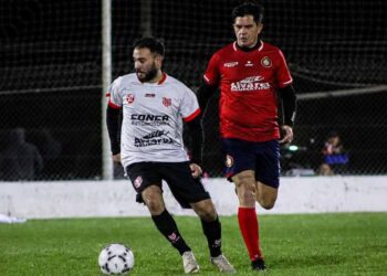 Atlético Monte Hermoso inauguró las luces del 15 de Agosto con una goleada y estiró su racha histórica