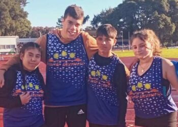 Destacada participación de jóvenes montermoseños en CENARD