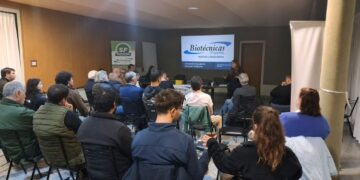 Charla de Biotécnicas en Coronel Dorrego