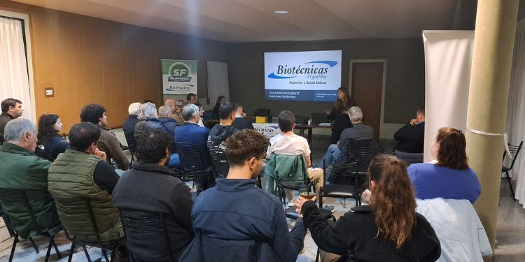 Charla de Biotécnicas en Coronel Dorrego