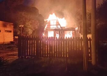 Incendio en casa de Sauce Grande