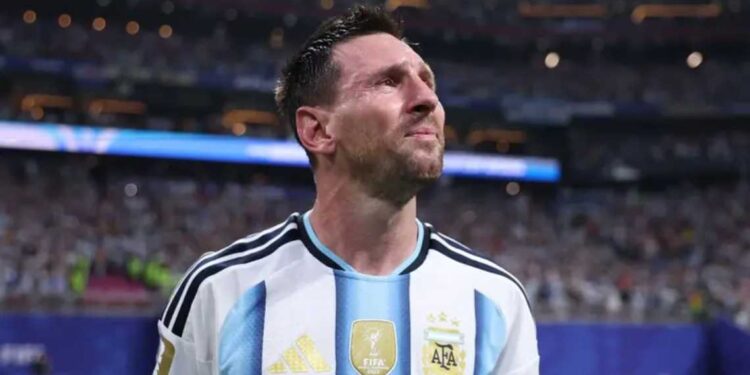 Messi llorando tras la victoria frente a Egipto
