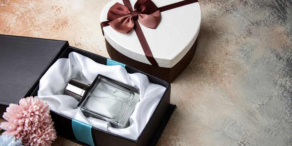 Regalar un perfume