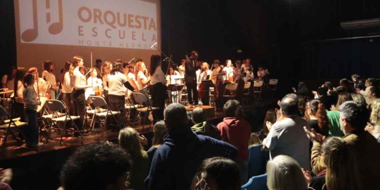 Orquesta escuela de Monte Hermoso