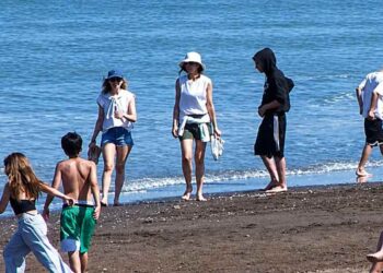 Primavera en la playa de Monte Hermoso